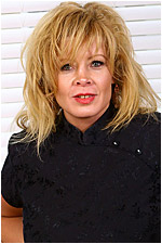 Mature Housewives Mature Housewives